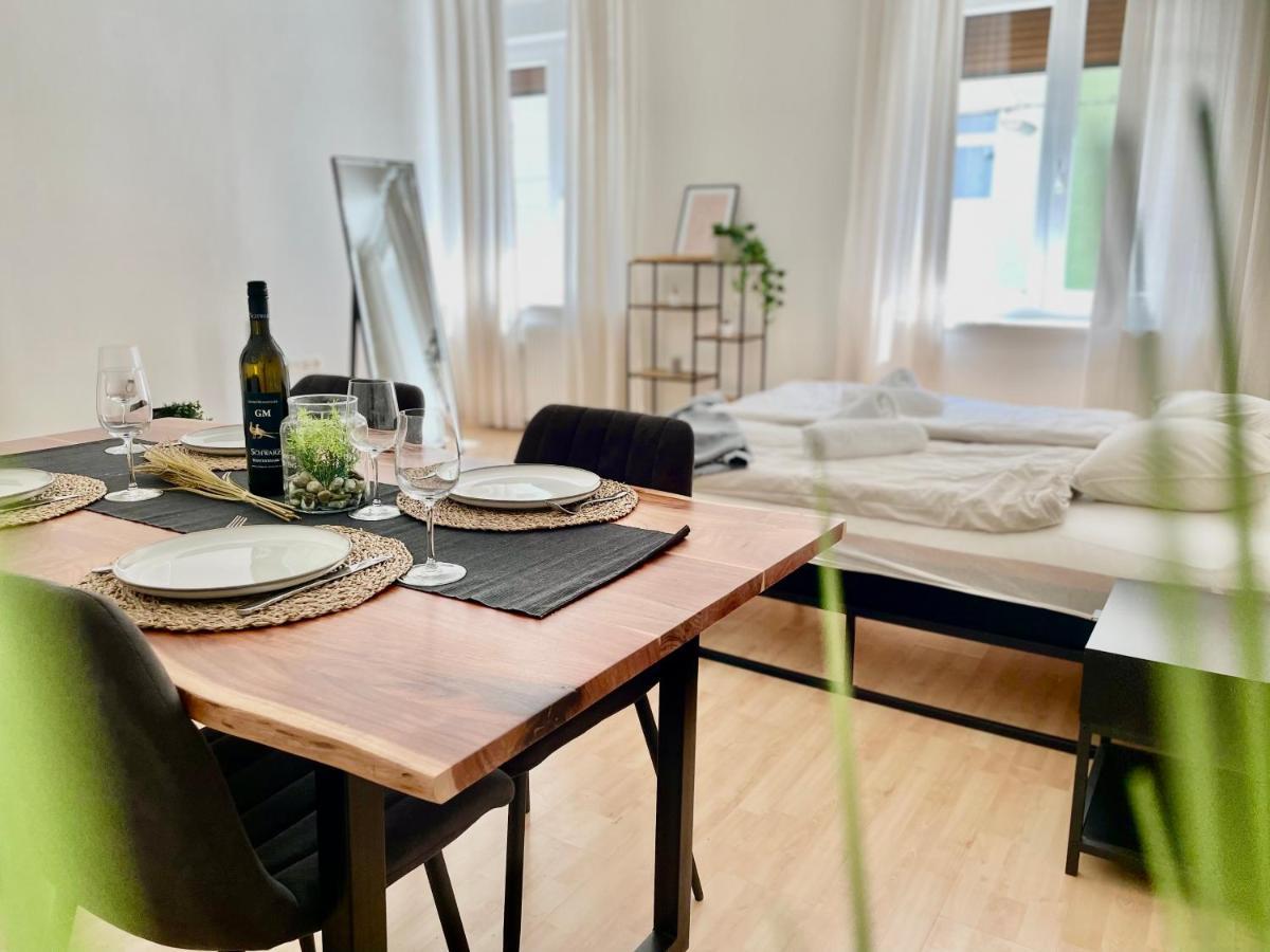 Central Comfy Apartment - Self Check-In Graz Buitenkant foto