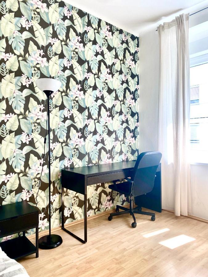 Central Comfy Apartment - Self Check-In Graz Buitenkant foto